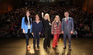 Çekmecem’de Kitap Var’ın konuğu Saba Tümer oldu