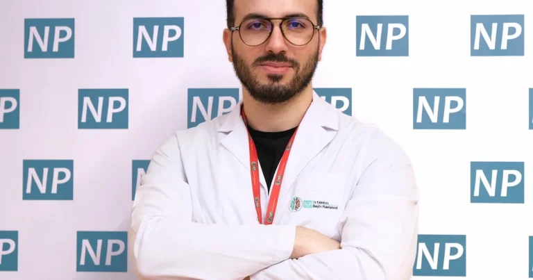Çocukluk deneyimleri kıskançlığı şekillendiriyor! 