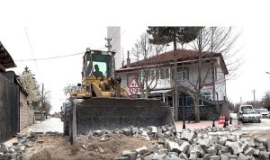 Çumra’da Yol Altyapı Çalışmaları Aralıksız Sürüyor
