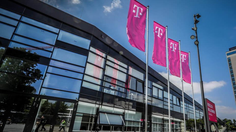 Deutsche Telekom’un gelirleri 119 milyar Euro’yu aştı