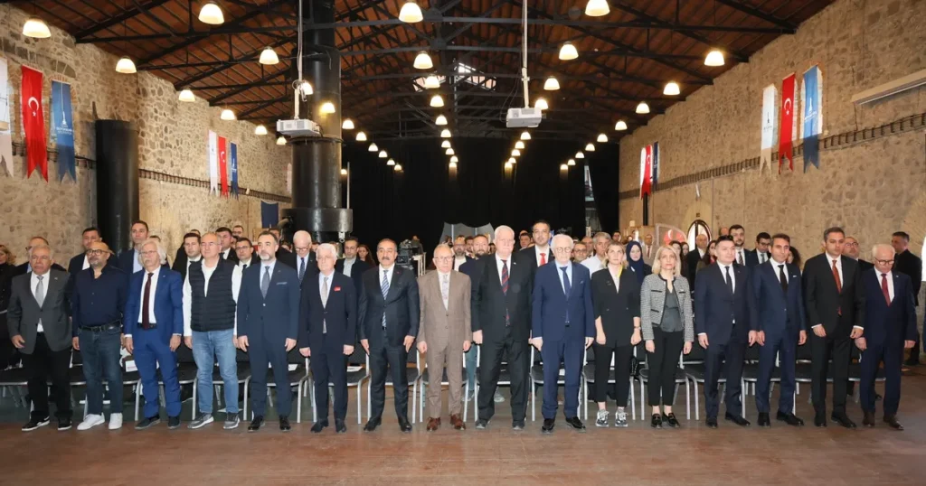 Ege Maden İhracatçıları Birliği’nde İbrahim Alimoğlu ikinci kez başkan seçildi