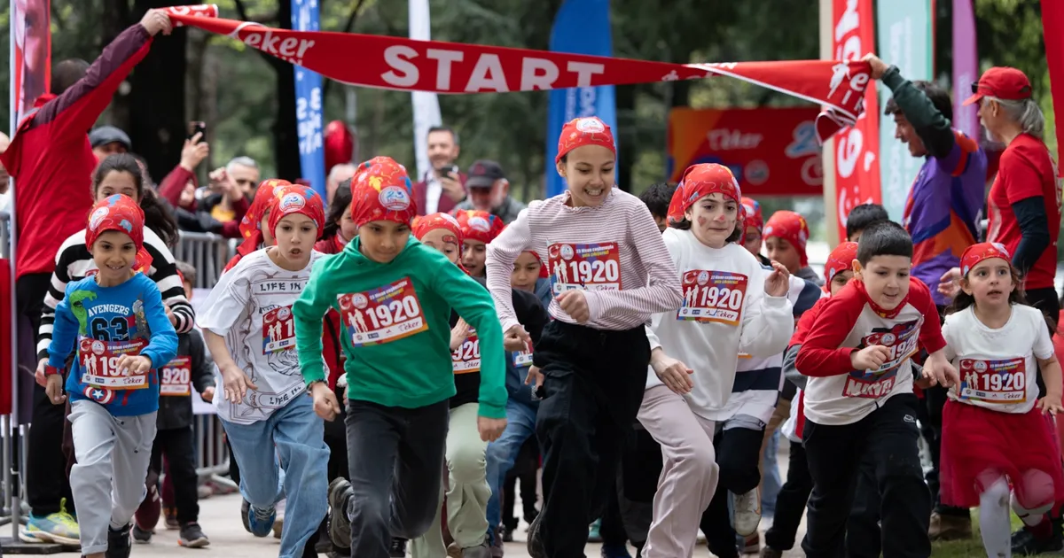 “Eker I Run 23 Nisan Çocuk Koşusu”, Bayram Sevincini Sporla Buluşturdu