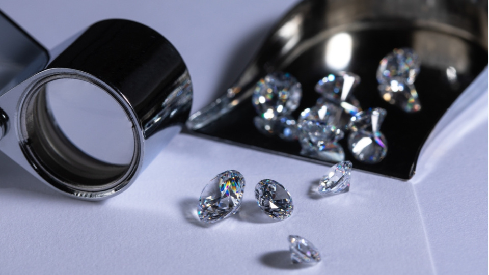 Ekonomiye ilişkin kanun teklifi geçti: Kıymetli taşlara yüzde 20 ÖTV