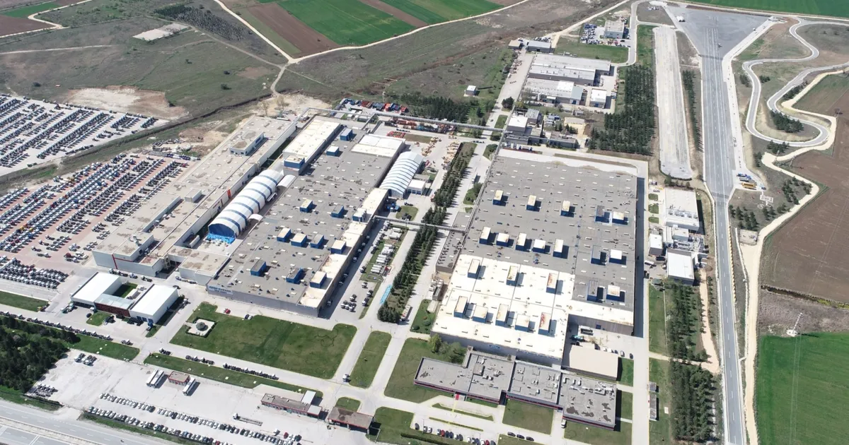 Ford Trucks’tan Türkiye’nin En Kapsamlı Ağır Ticari Yeşil Dönüşüm Planı   