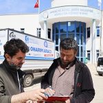 Hortum ve yağıştan zarar gören Kumlucalı çiftçilere sera naylonu desteği