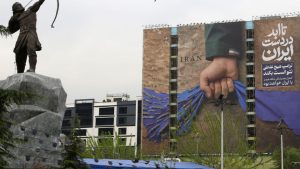 Hürmüz’den ilk geçiş gelirleri İran’ın kasasına girdi