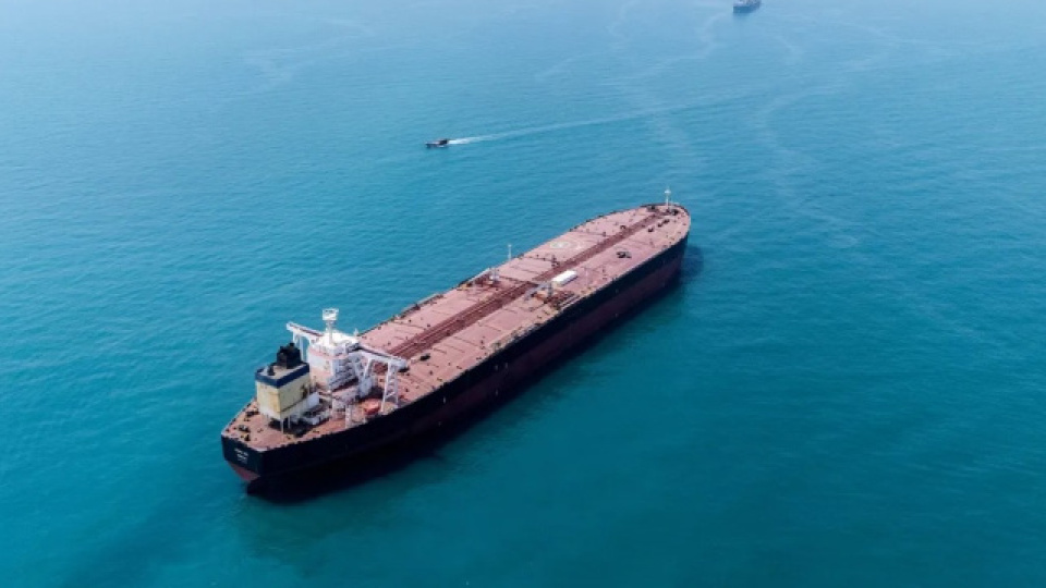 İran medyası: ABD-İsrail’in İran’a saldırılarında, Hürmüz Boğazı’ndaki bir liman hedef alındı