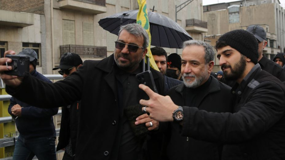 İran’dan Trump’ın ateşkes şartına yanıt