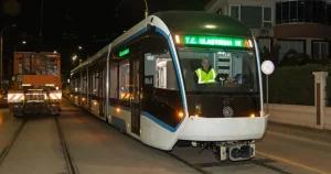 Kocaeli’nde Tramvayların 5’i Bir Yerde, Ulaşım Hızlı ve Güvende