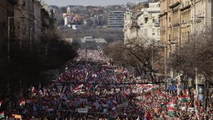 Macaristan piyasalarında seçim rallisi: Yatırımcılar “Orbán sonrası” dönemi fiyatlıyor