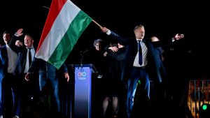 Macaristan Ukrayna kilidini açıyor