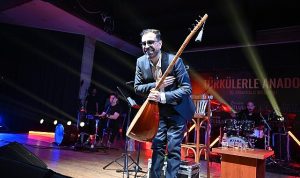 Manisa’da İsmail Altunsaray ile Türkü Dolu Gece
