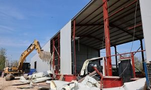 Nilüfer’de 2 günde 4 yıkım