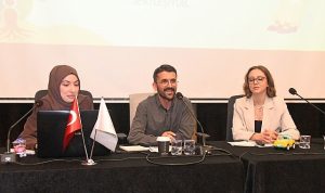 Osmangazi Belediyesi Ebeveynleri Ana Baba Okulu’nda Bilgilendirdi