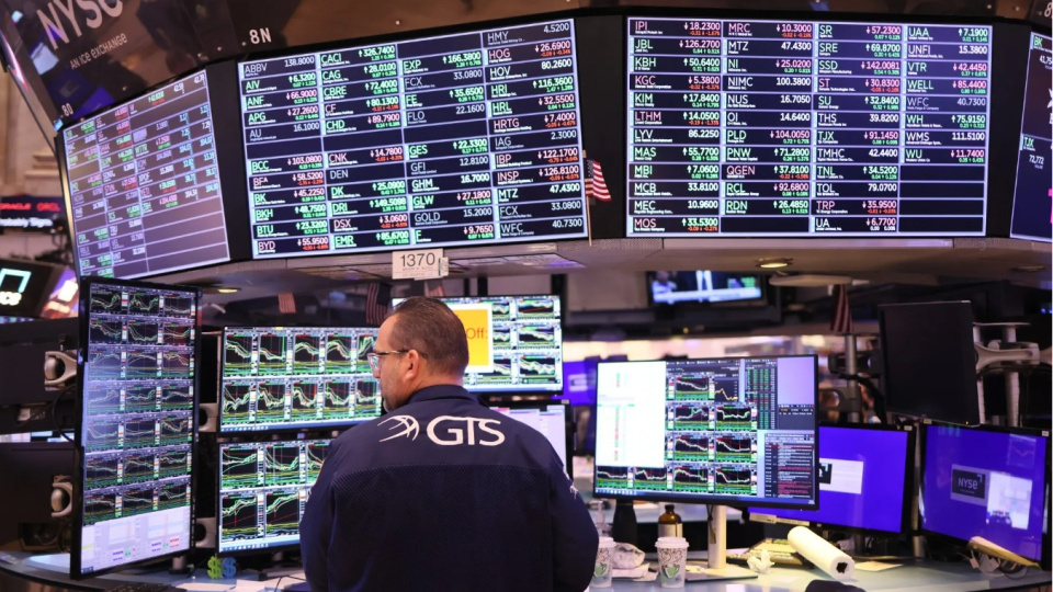 S&P 500 savaşın kayıplarını silerek rekor kırdı