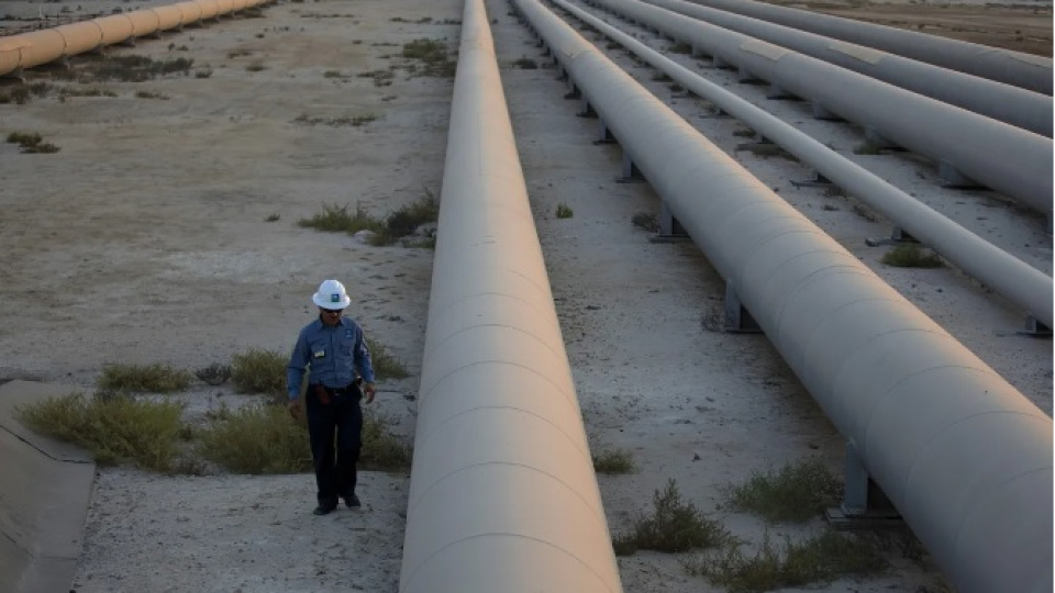 Suudi Arabistan’ın petrol boru hattı İran saldırısında hasar gördü