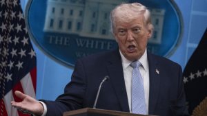 Trump, İran’la iki haftalık ateşkesi kabul ettiğini duyurdu