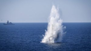 Trump’tan Hürmüz’de gerilimi artıracak yeni talimat