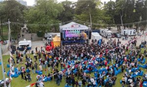 23 Nisan coşkusu İzmir’i sardı