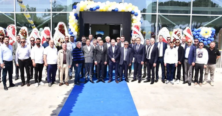 Demireller Traktör New Holland 3S Plaza İzmir Torbalı’da Açıldı