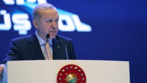 Erdoğan: Yarının risklerini şimdiden azaltmaya çalışıyoruz