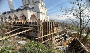 Kırsaldaki camilere dört dörtlük bakım