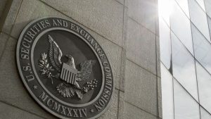 SEC, şirketlere altı aylık raporlama seçeneği sunacak teklifini açıkladı