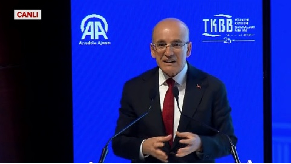 Şimşek: Küresel ekonomi ve Türkiye ekonomisinin zorlandığı bir dönem